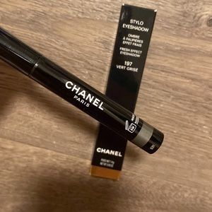 Chanel Stylo Fresh Effect Eyeshadow - # 197 Vert Grise Makeup